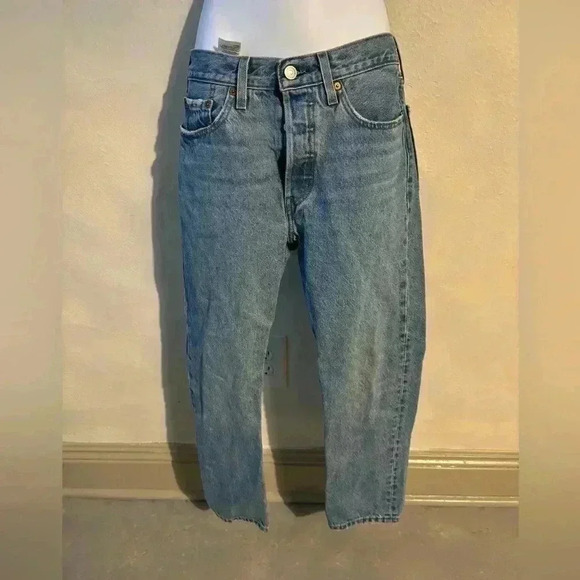 Vintage Levi 501 - Picture 12 of 14